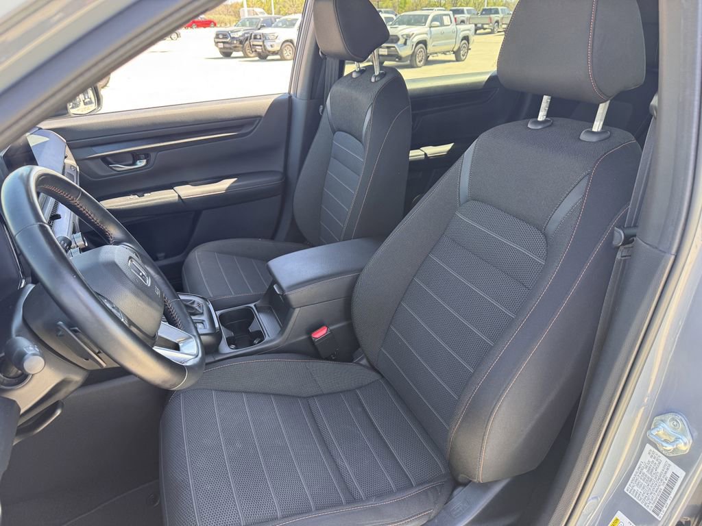 Used 2025 Honda CR-V Sport image 27