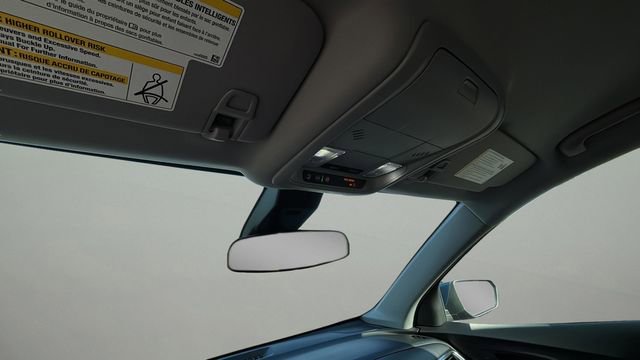 Used 2024 Chevrolet Equinox LT FWD image 27