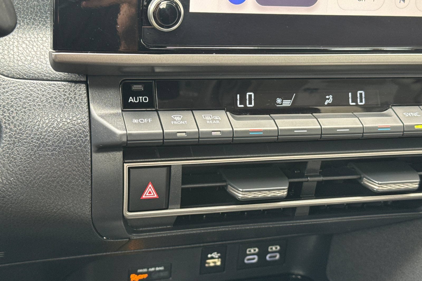 Certified 2025 Toyota Camry LE FWD image 29