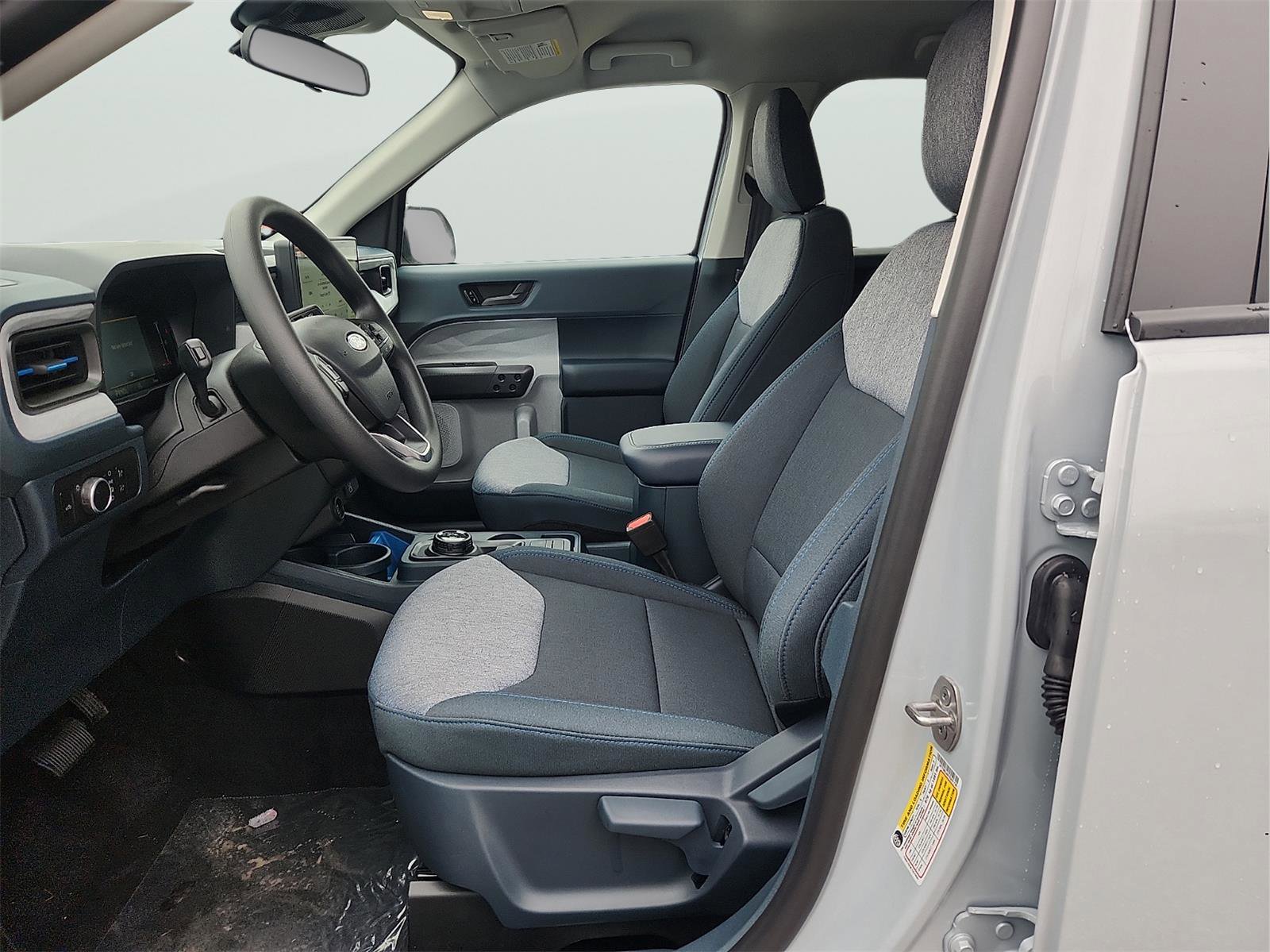 New 2026 Ford Maverick XLT image 9