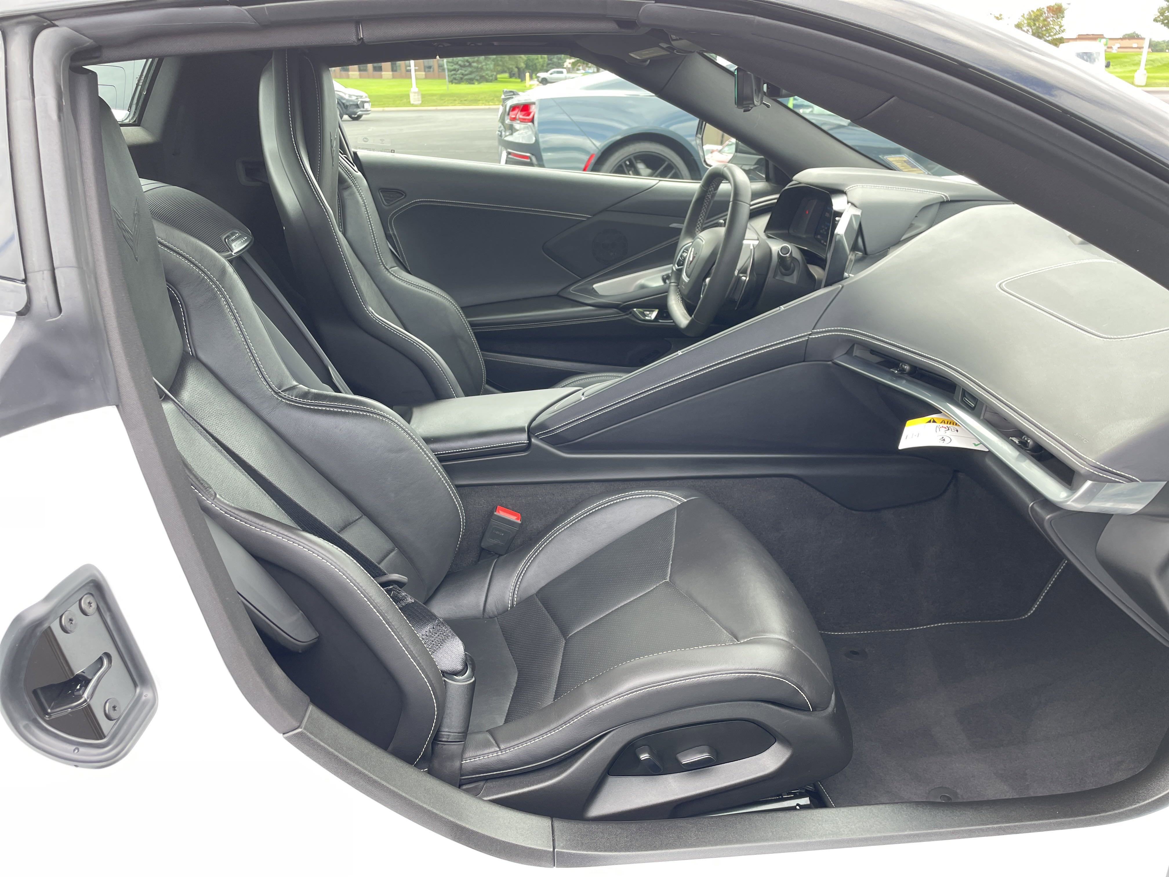 Certified 2024 Chevrolet Corvette Stingray Convertible w/ Z51 Performance Package image 25