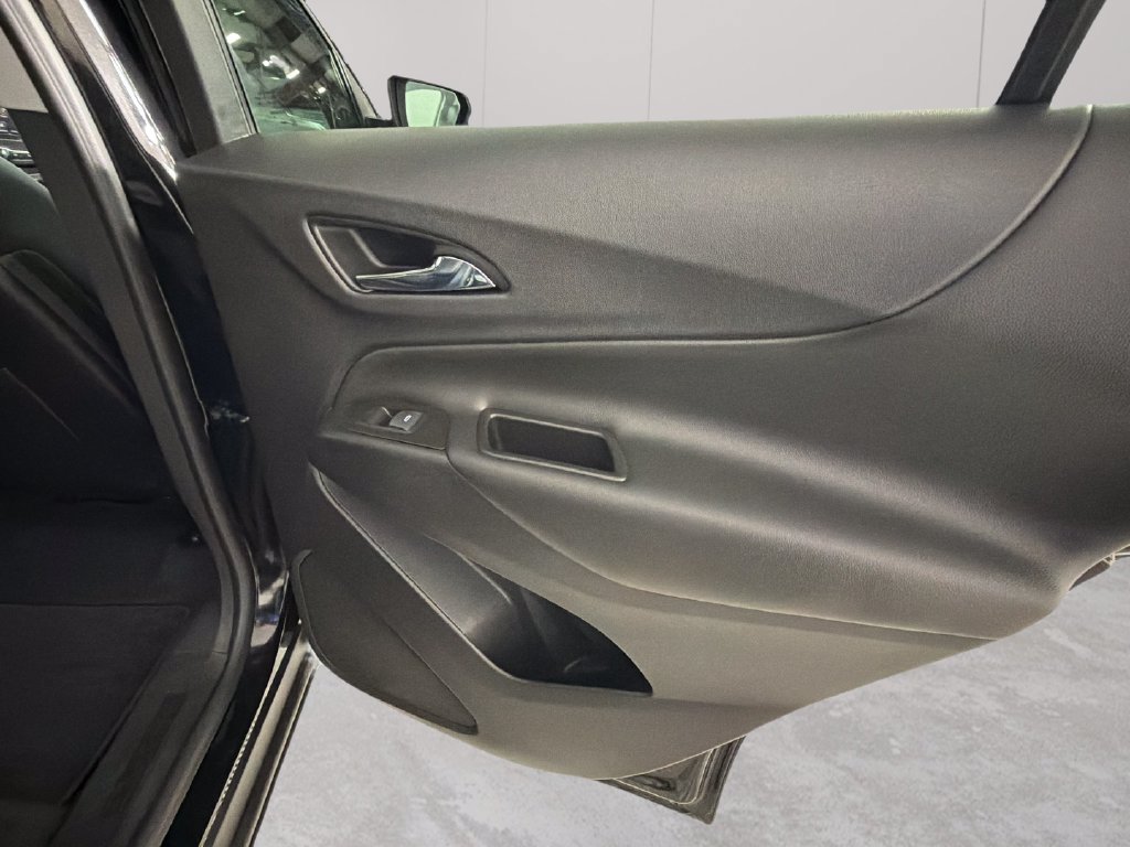Certified 2022 Chevrolet Equinox LT FWD image 34