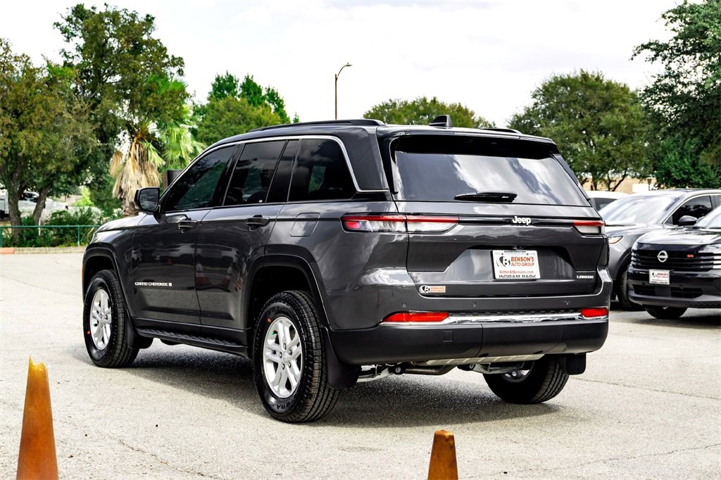 New 2025 Jeep Grand Cherokee Laredo w/ Luxury Tech Group I image 5