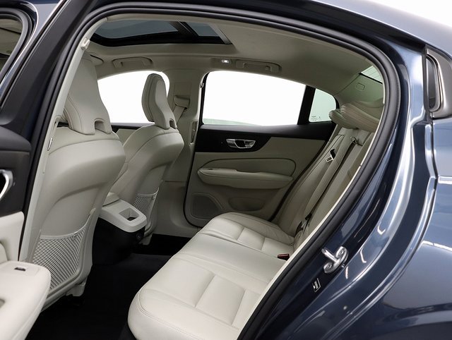 Used 2023 Volvo S60 B5 Plus w/ Climate Package image 12