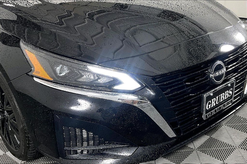Used 2025 Nissan Altima 2.5 SV w/ SV Special Edition Package AWD/4WD image 36