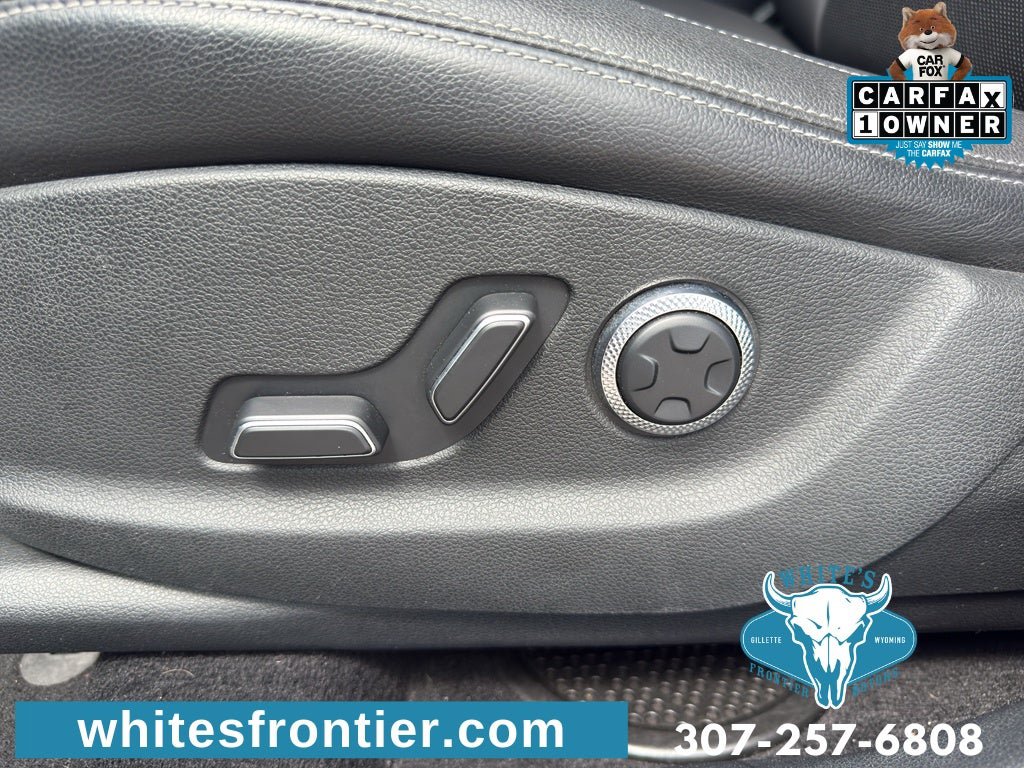 Used 2025 Genesis GV70 2.5T AWD/4WD image 11