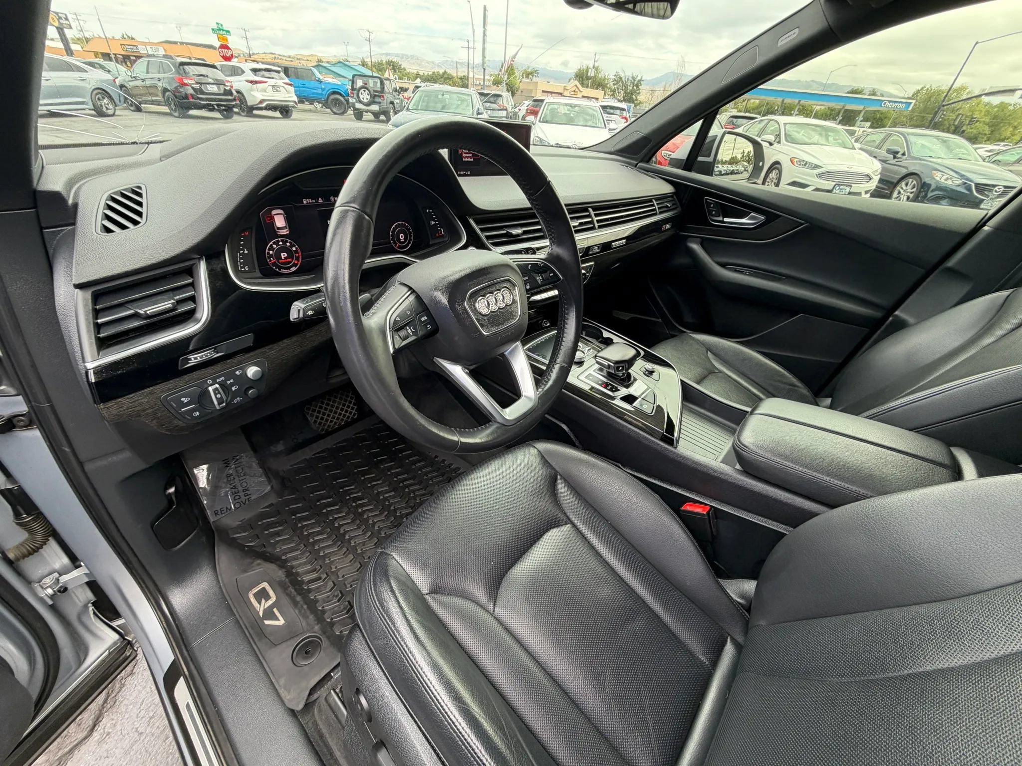 Used 2019 Audi Q7 3.0T Prestige w/ Prestige Package AWD/4WD image 11