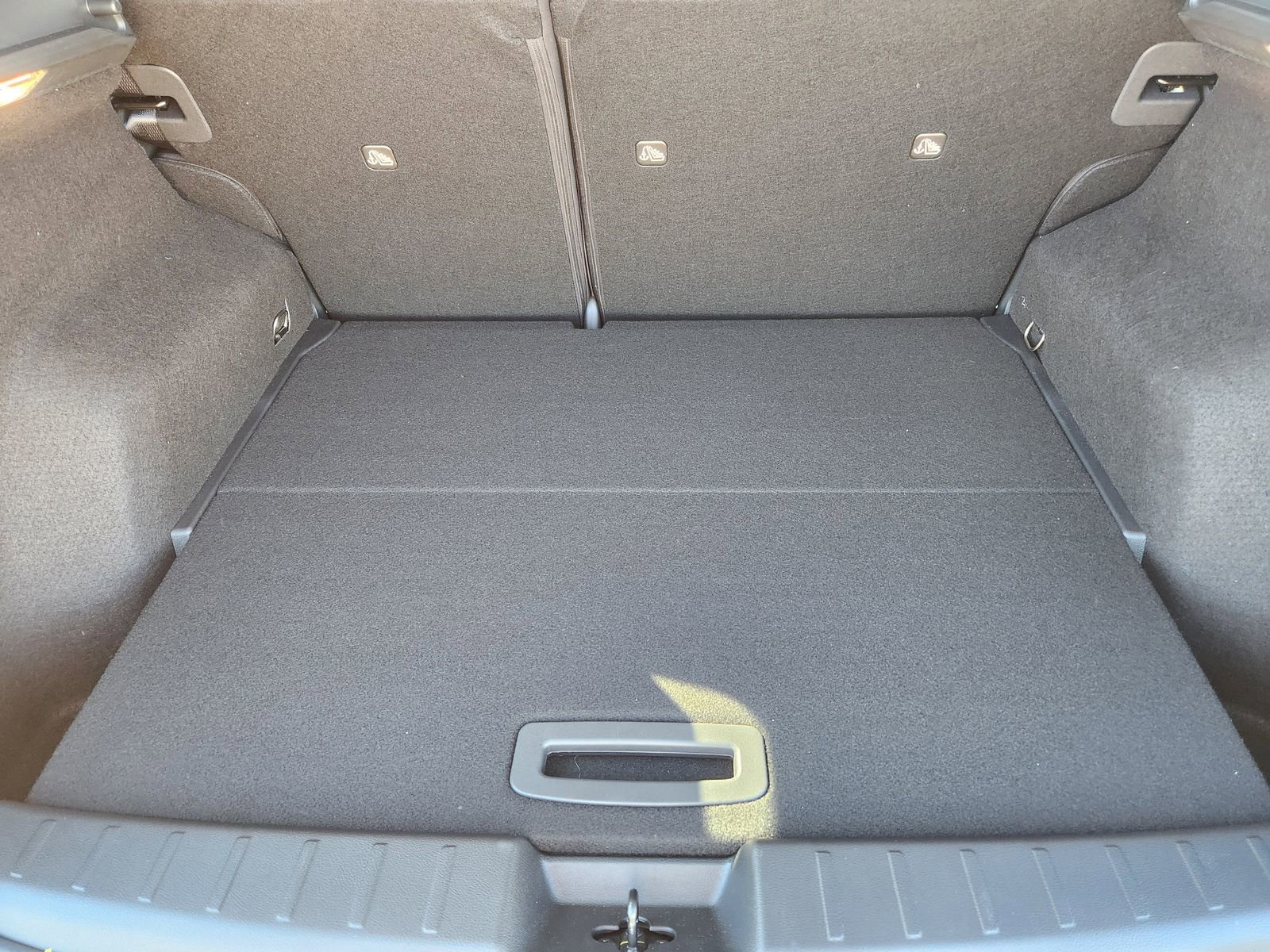 New 2026 Nissan Kicks SR image 28