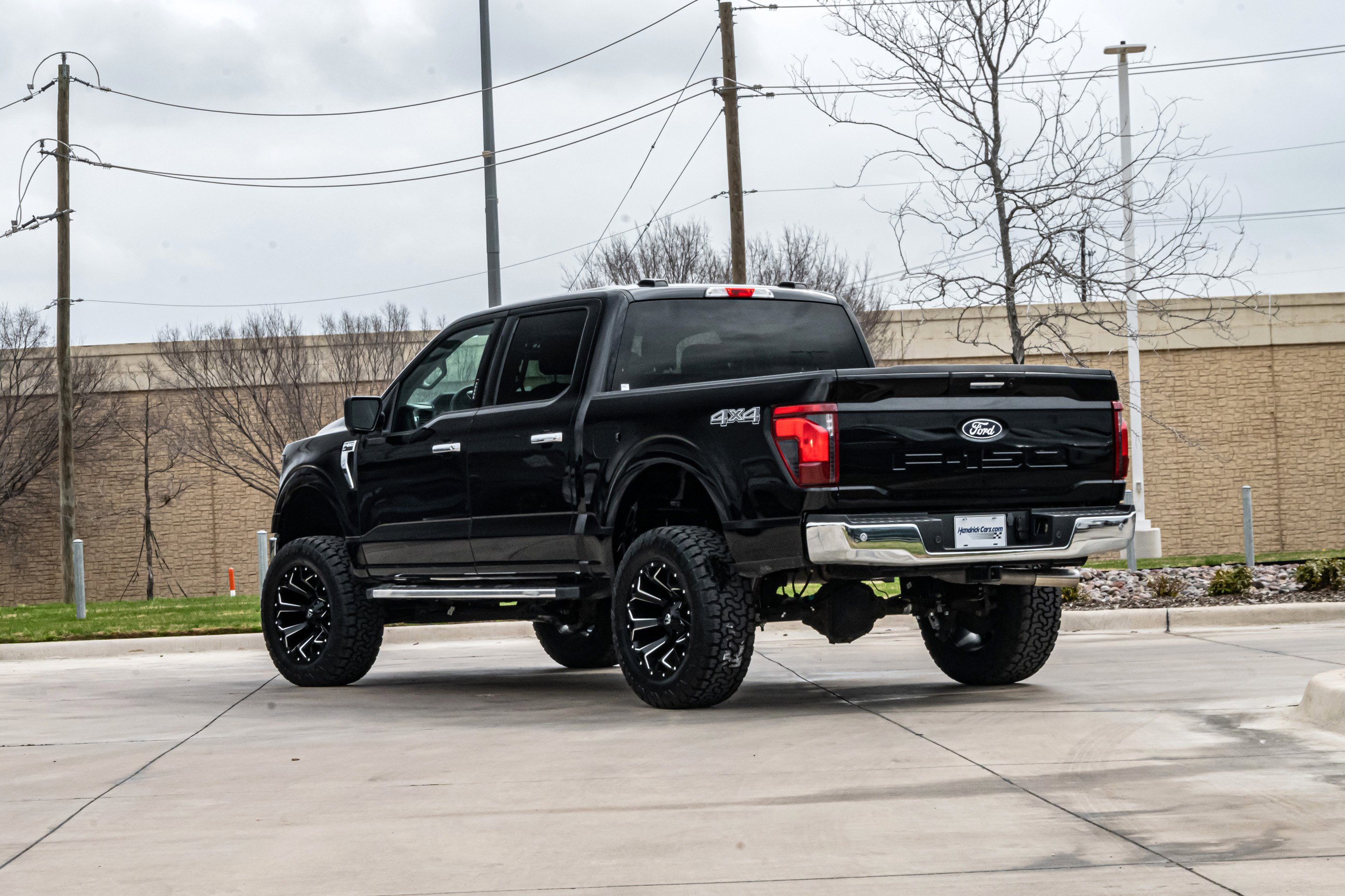 Used 2024 Ford F150 XLT image 3