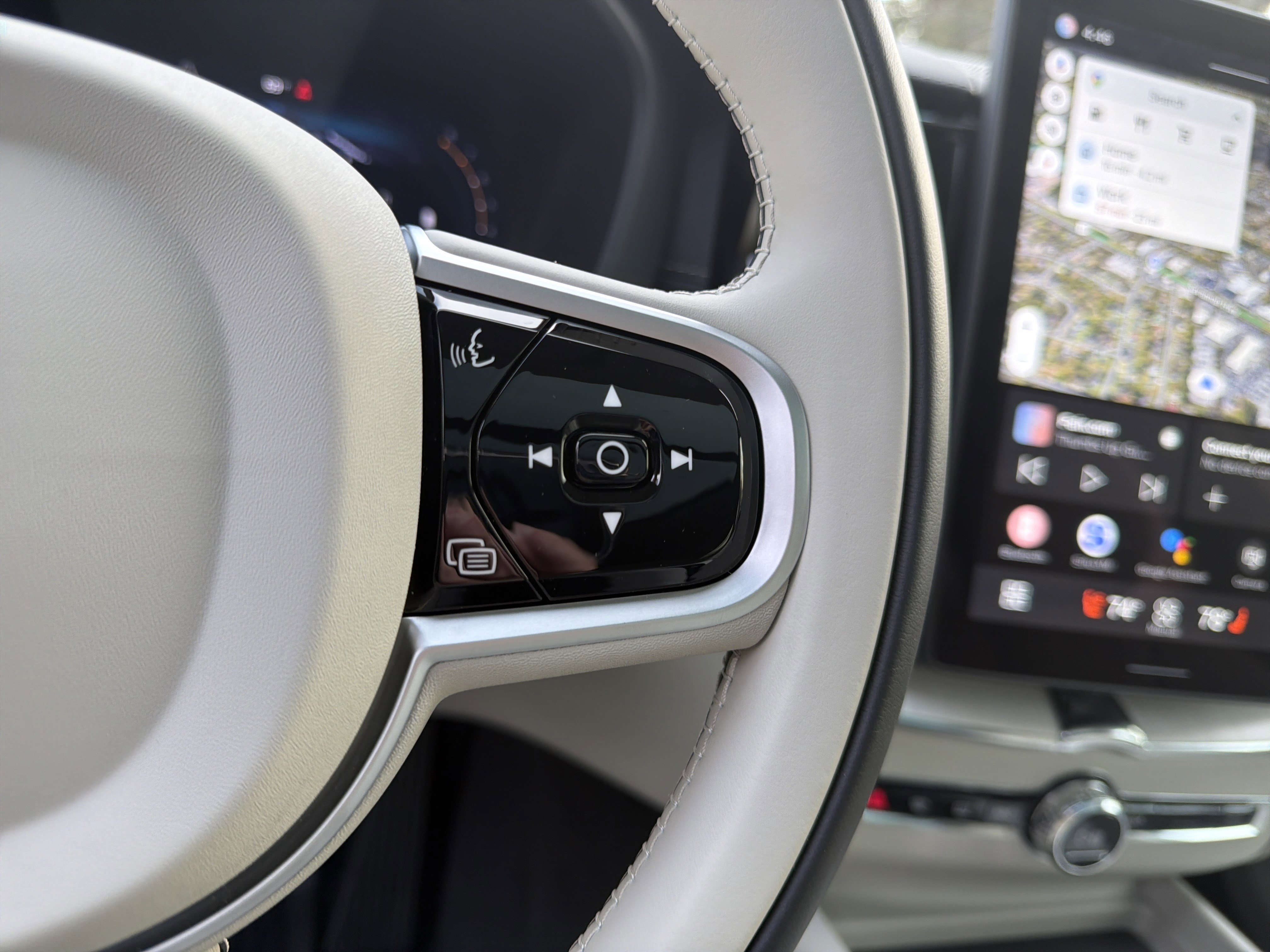 Used 2026 Volvo XC60 B5 Ultra w/ Protection Package Premier image 20