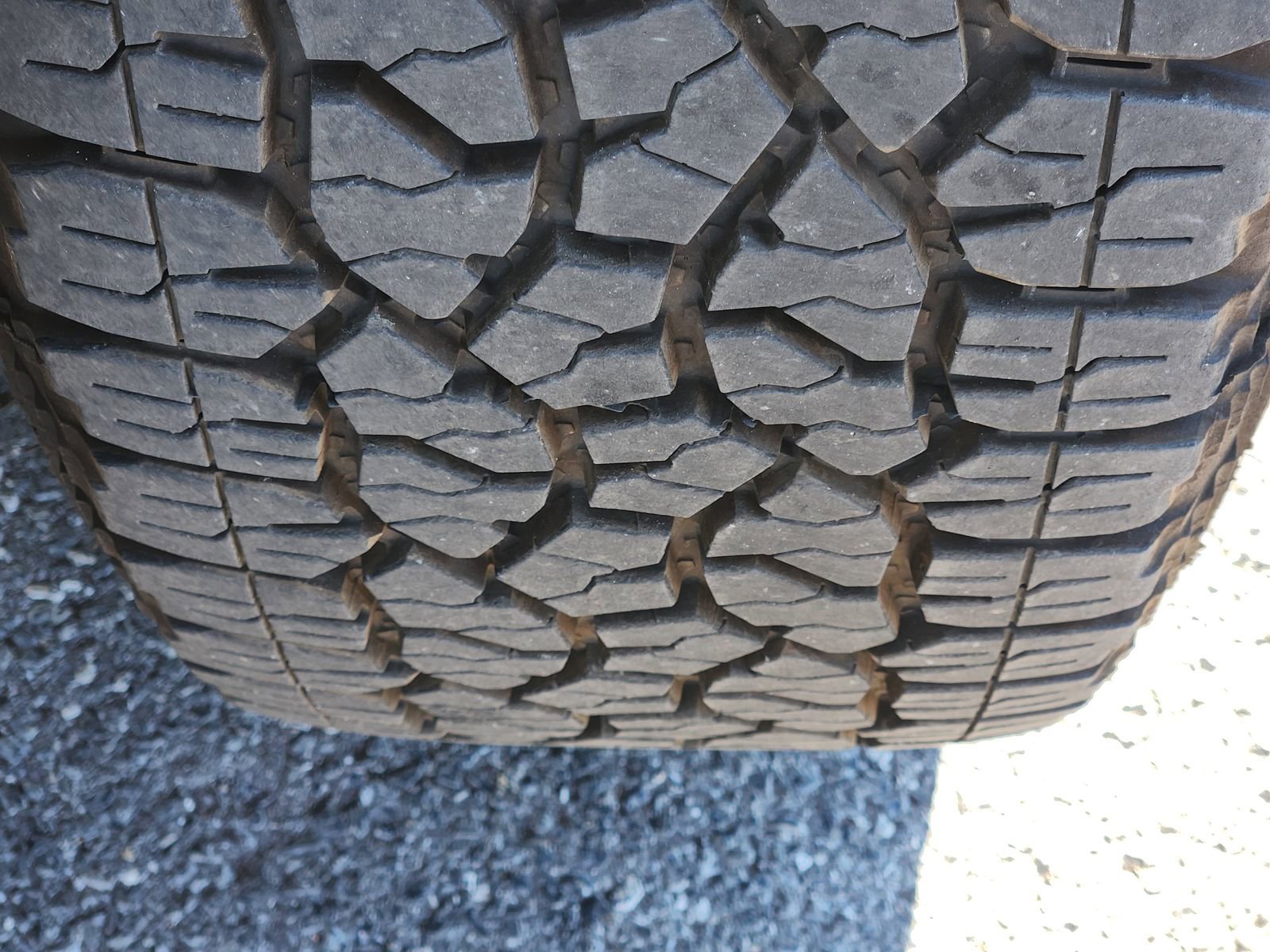 Used 2025 GMC Sierra 1500 AT4 w/ AT4 Premium Package image 15