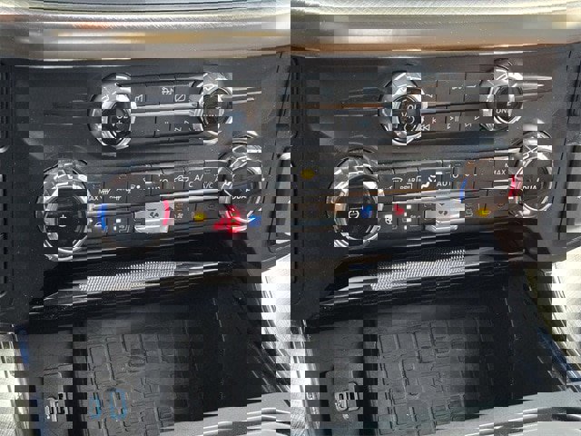 Certified 2022 Ford F150 King Ranch w/ Equipment Group 601A High image 16