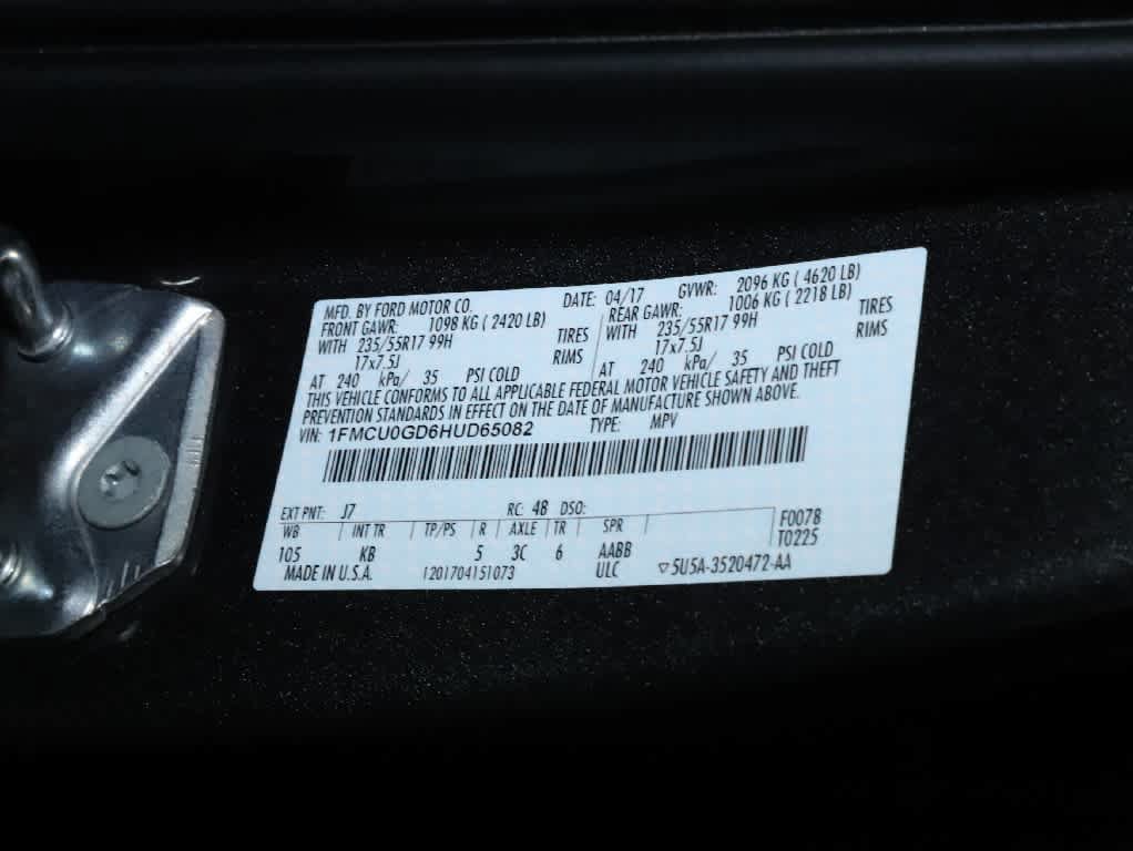 Used 2017 Ford Escape SE w/ Equipment Group 201A FWD image 22