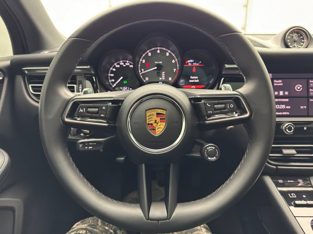 Used 2022 Porsche Macan S AWD/4WD image 18