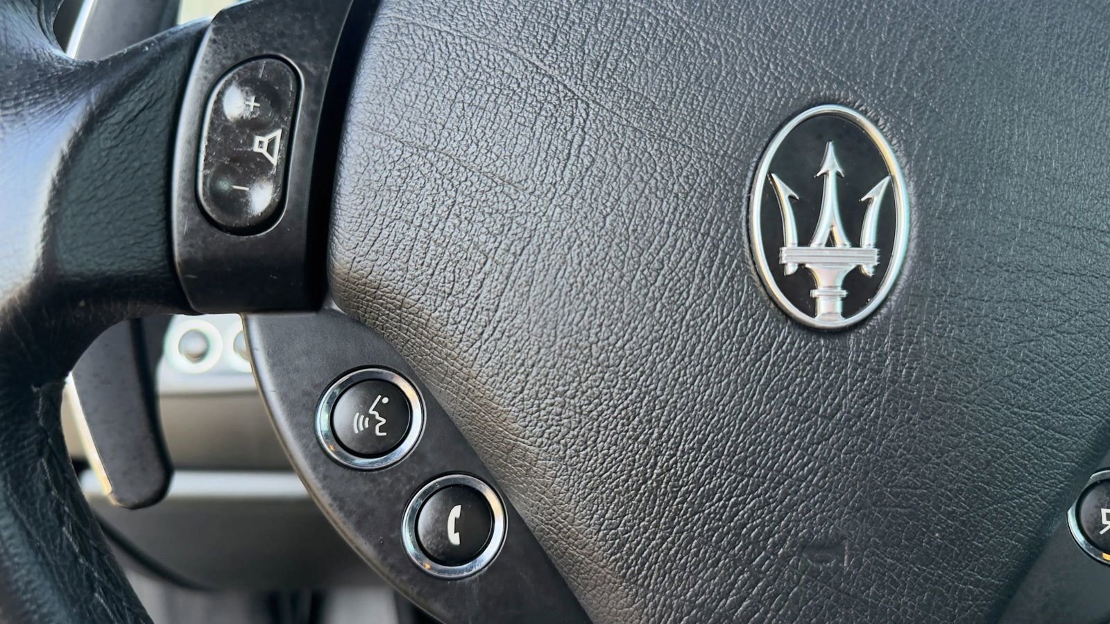 Used 2014 Maserati GranTurismo Sport image 19