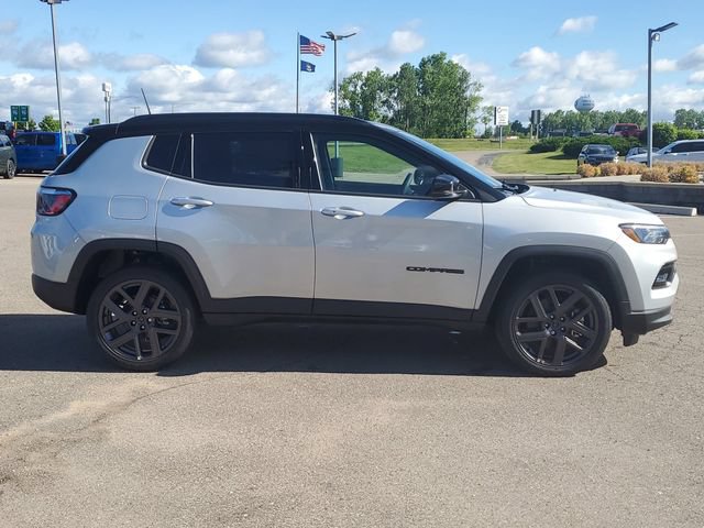 New 2026 Jeep Compass Limited AWD/4WD image 8