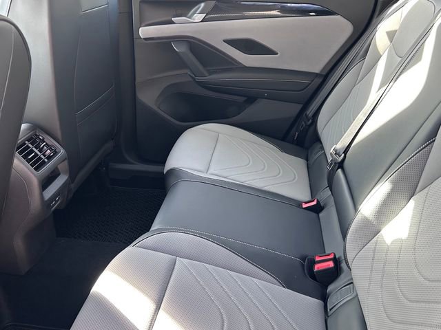 New 2026 Volkswagen Tiguan SE R-Line FWD image 21