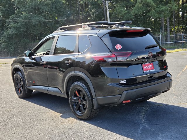 New 2026 Nissan Rogue SV AWD/4WD image 3