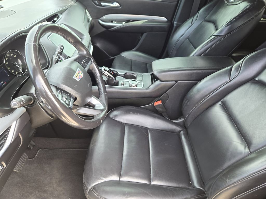 Used 2020 Cadillac XT4 Premium Luxury w/ Cold Weather Package image 14