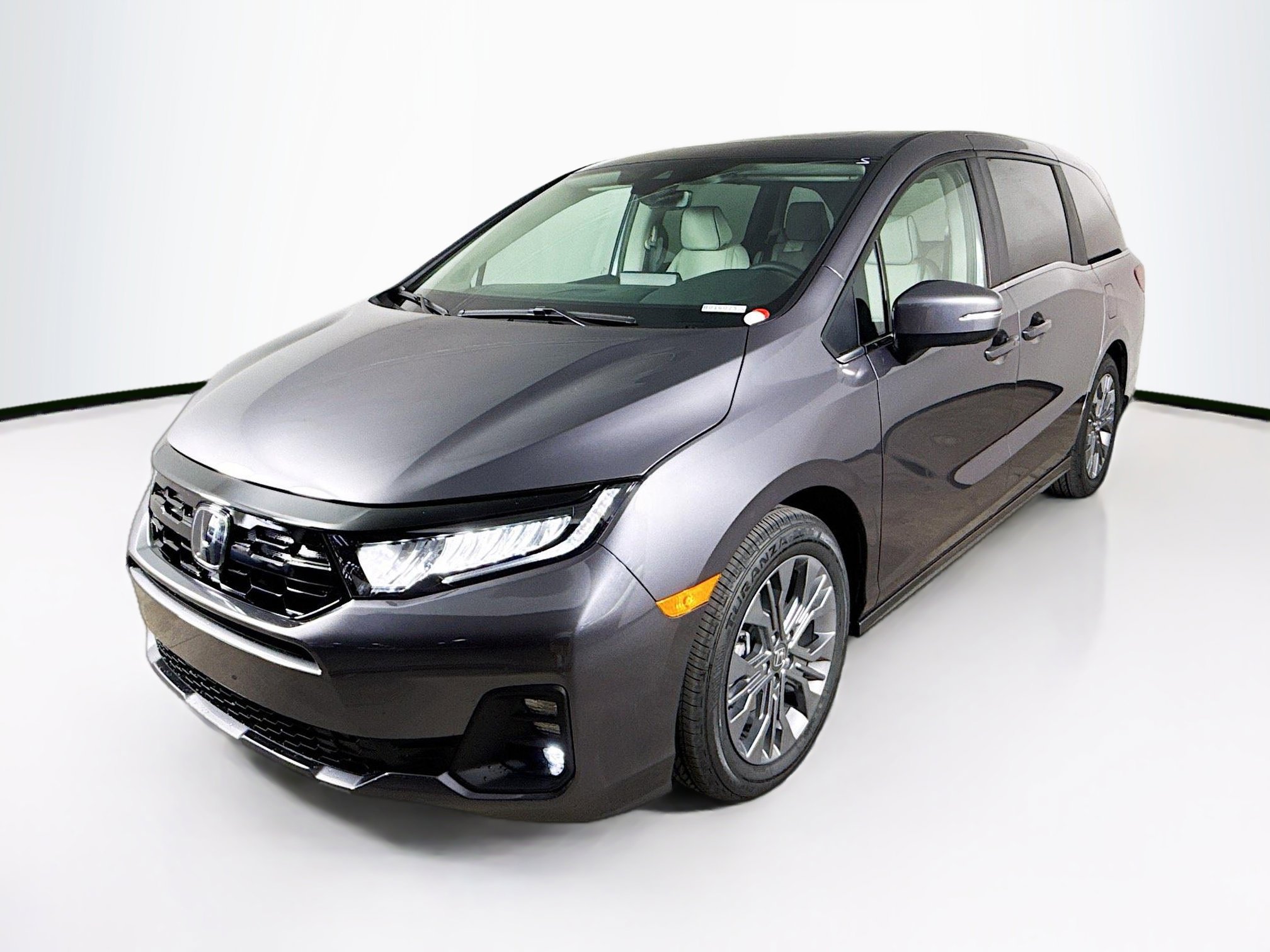 New 2026 Honda Odyssey Touring image 4
