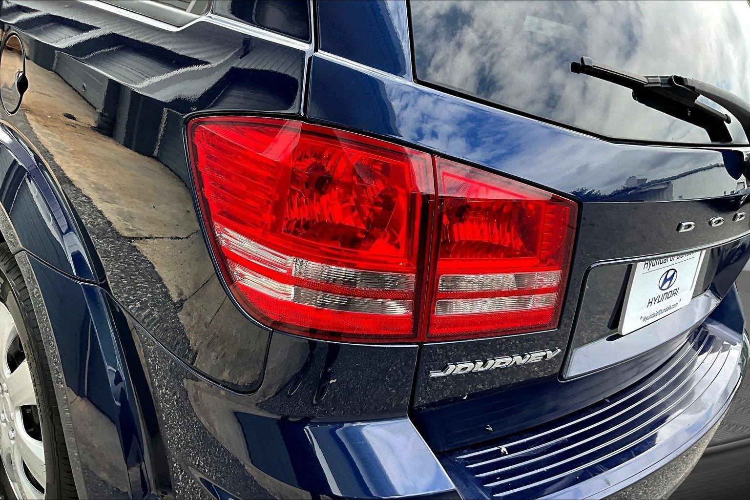 Used 2020 Dodge Journey SE w/ SE Popular Equipment Group FWD image 19