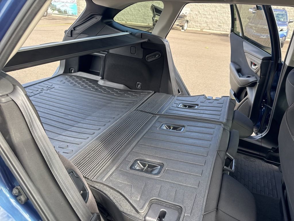 Used 2022 Subaru Outback Premium AWD/4WD image 19