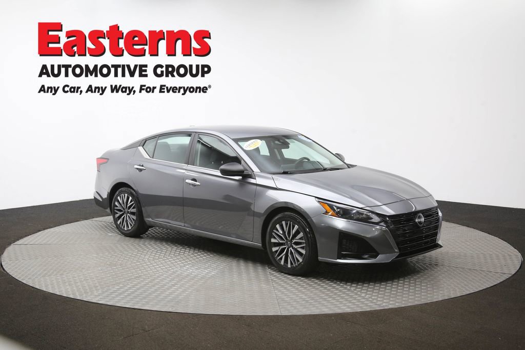 Used 2024 Nissan Altima 2.5 SV image 48