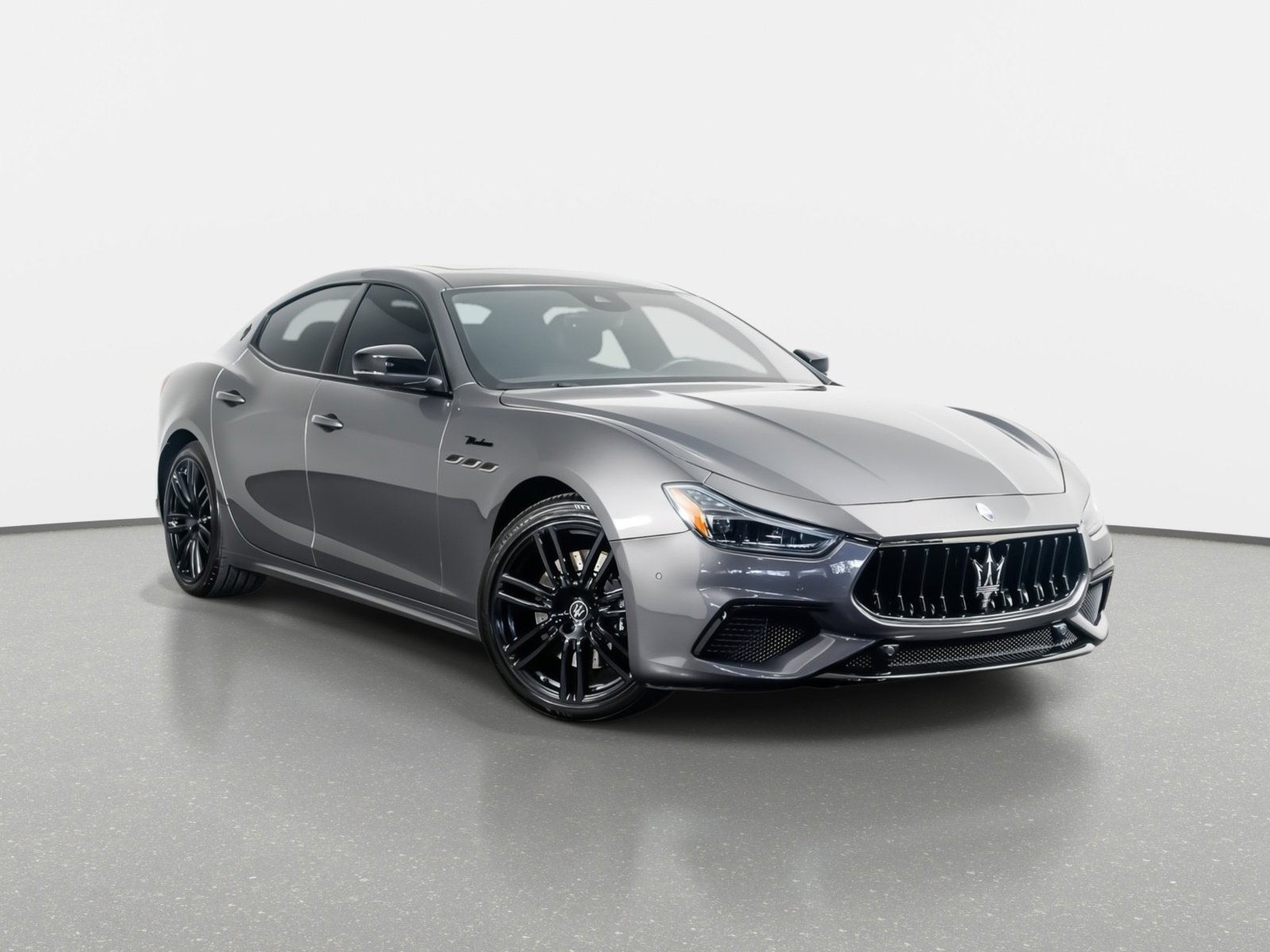 Used 2023 Maserati Ghibli Modena Q4 AWD/4WD image 1