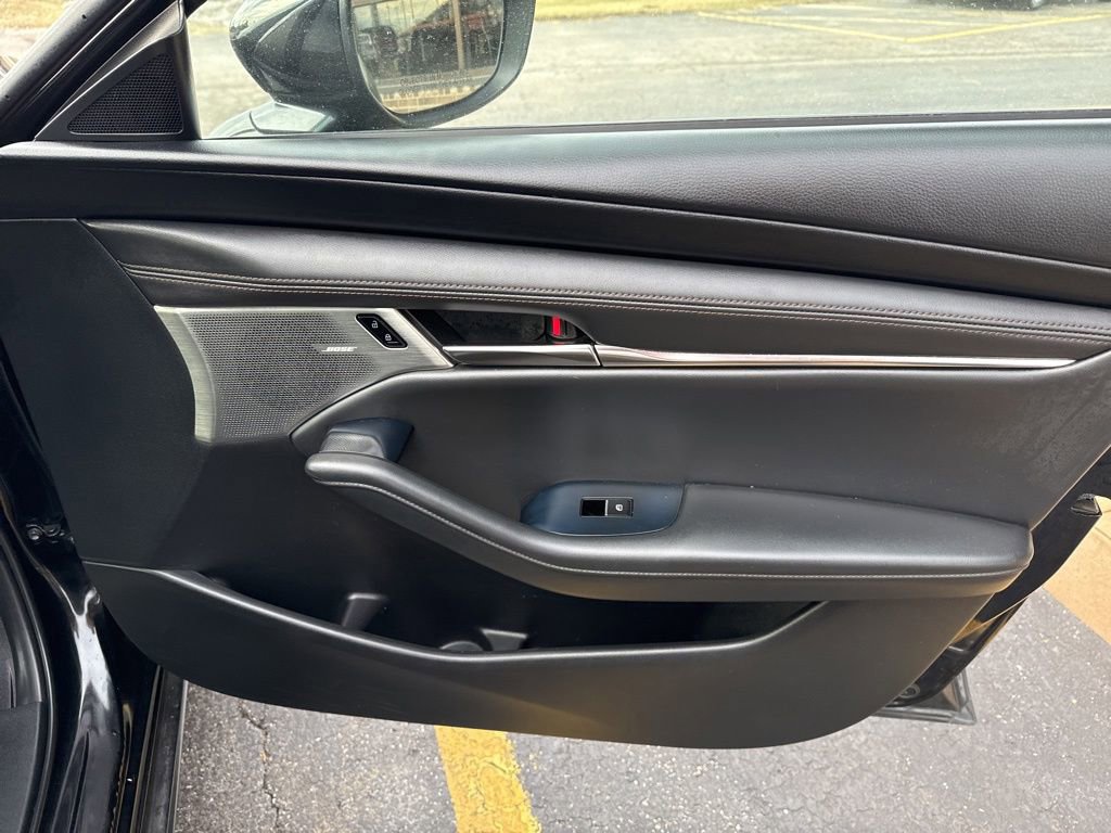 Used 2019 MAZDA MAZDA3 AWD Sedan w/ Preferred Package image 31