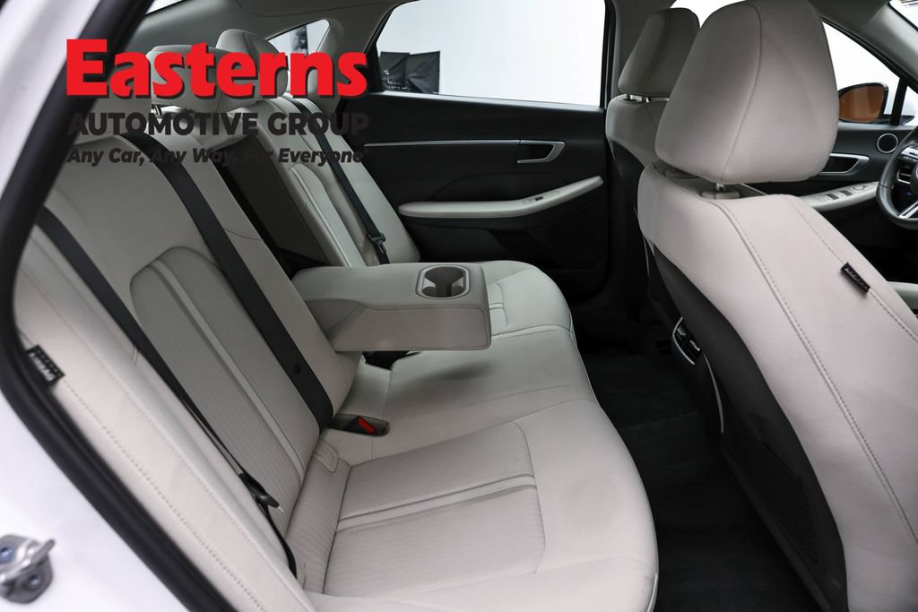 Used 2025 Hyundai Sonata SEL FWD image 23