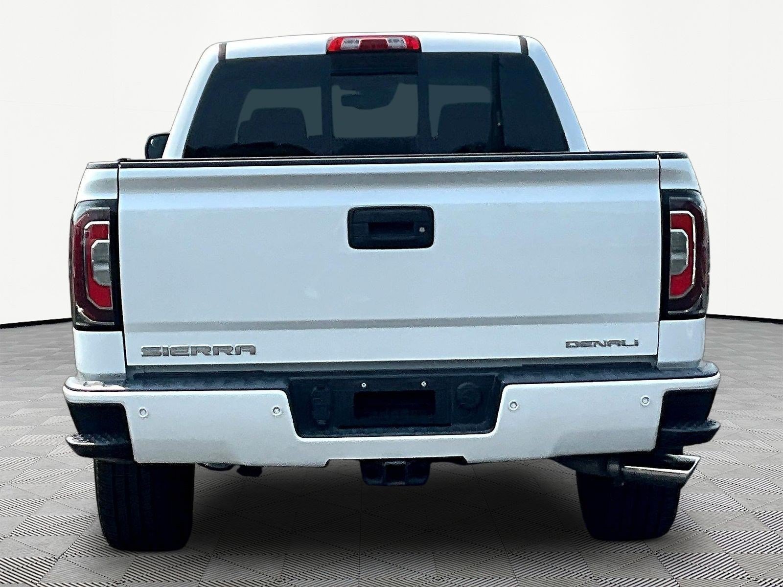 Used 2018 GMC Sierra 1500 Denali w/ Denali Ultimate Package AWD/4WD image 5