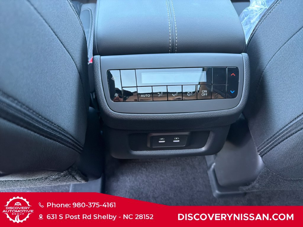 New 2026 Nissan Pathfinder SV w/ SV Premium Package FWD image 31
