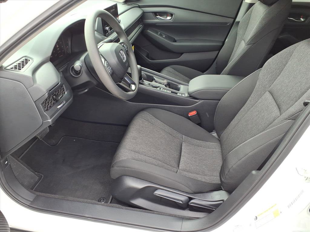 Certified 2025 Honda Accord LX image 11