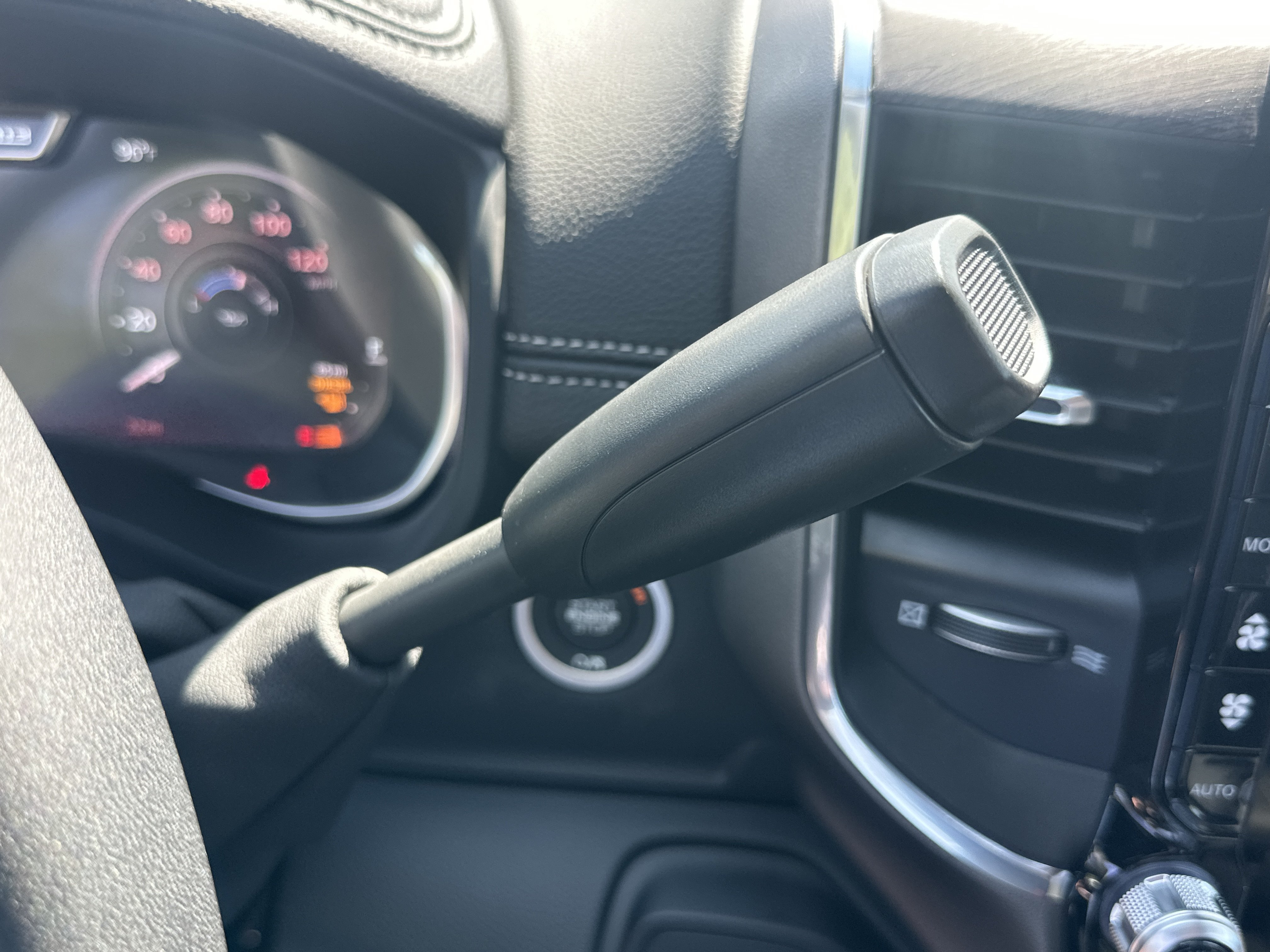 New 2026 RAM 3500 Laramie AWD/4WD image 12