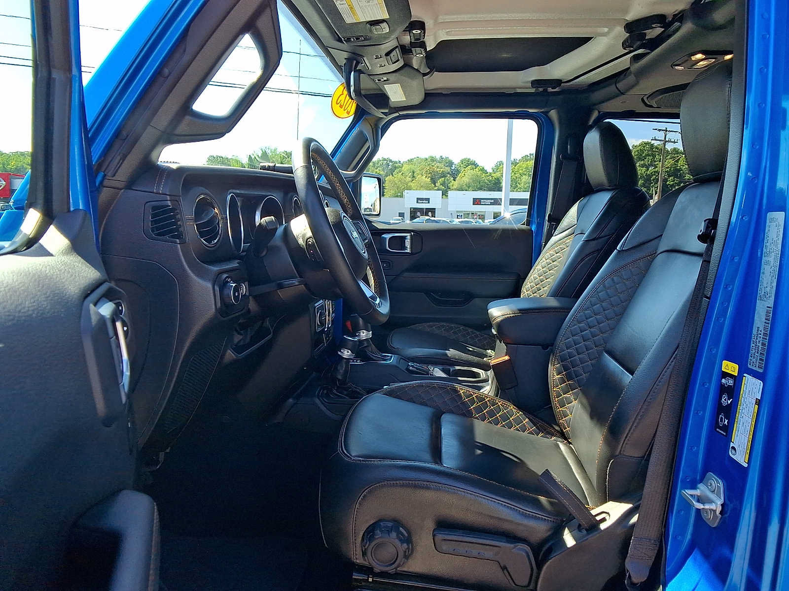 Used 2023 Jeep Wrangler Unlimited Sahara AWD/4WD image 14