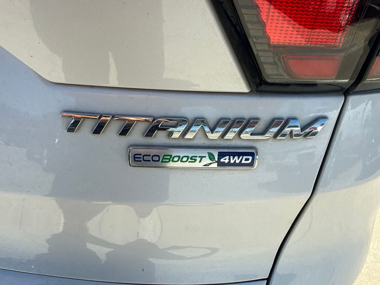 Used 2017 Ford Escape Titanium w/ Canadian Touring Package AWD/4WD image 14