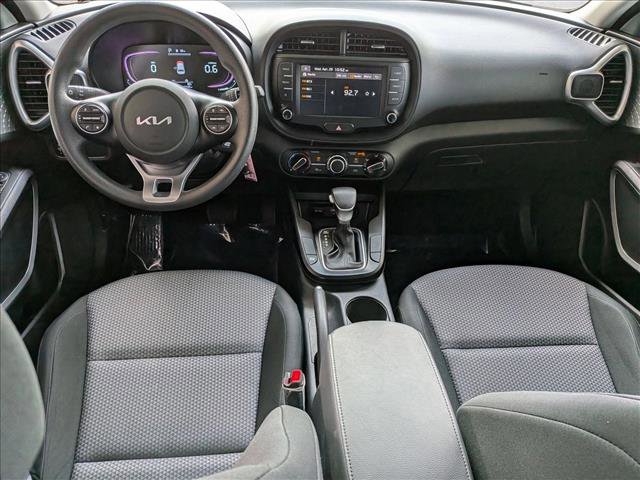 Used 2023 Kia Soul LX FWD image 16
