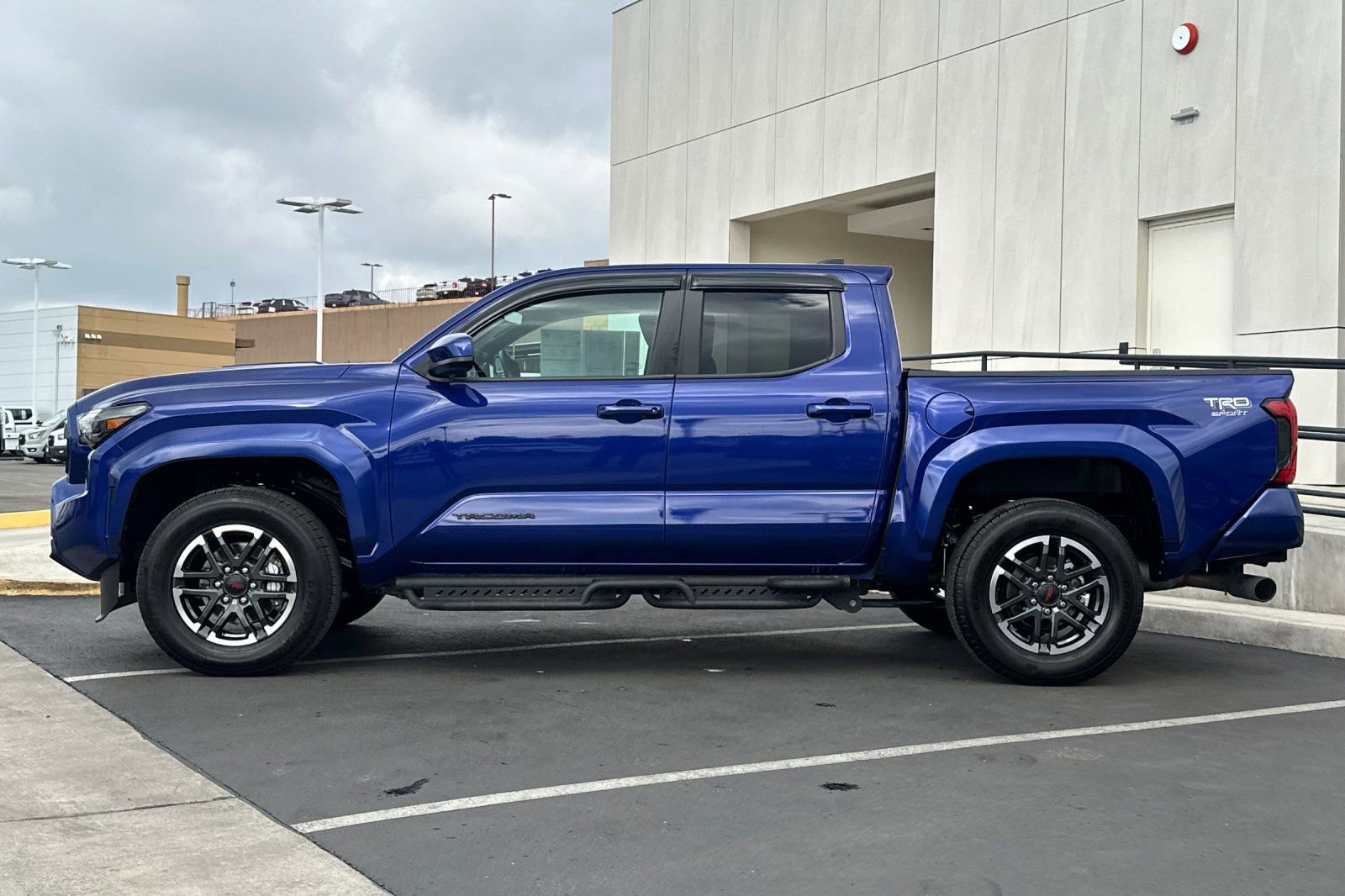 Used 2025 Toyota Tacoma TRD Sport image 6