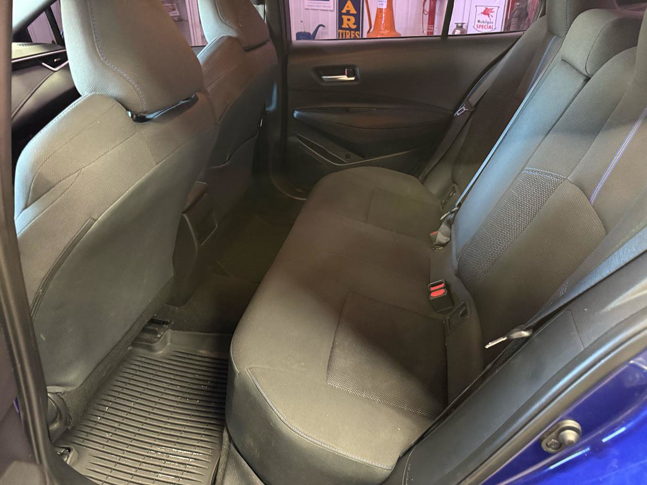 Used 2021 Toyota Corolla SE FWD image 17