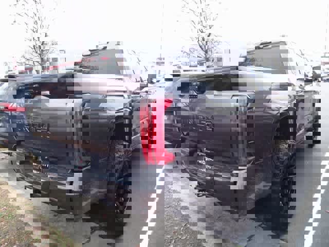 Used 2023 Toyota Tundra Platinum image 4