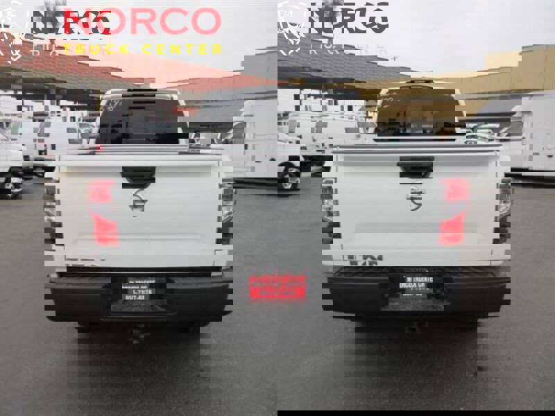 Used 2017 Nissan Titan S image 7