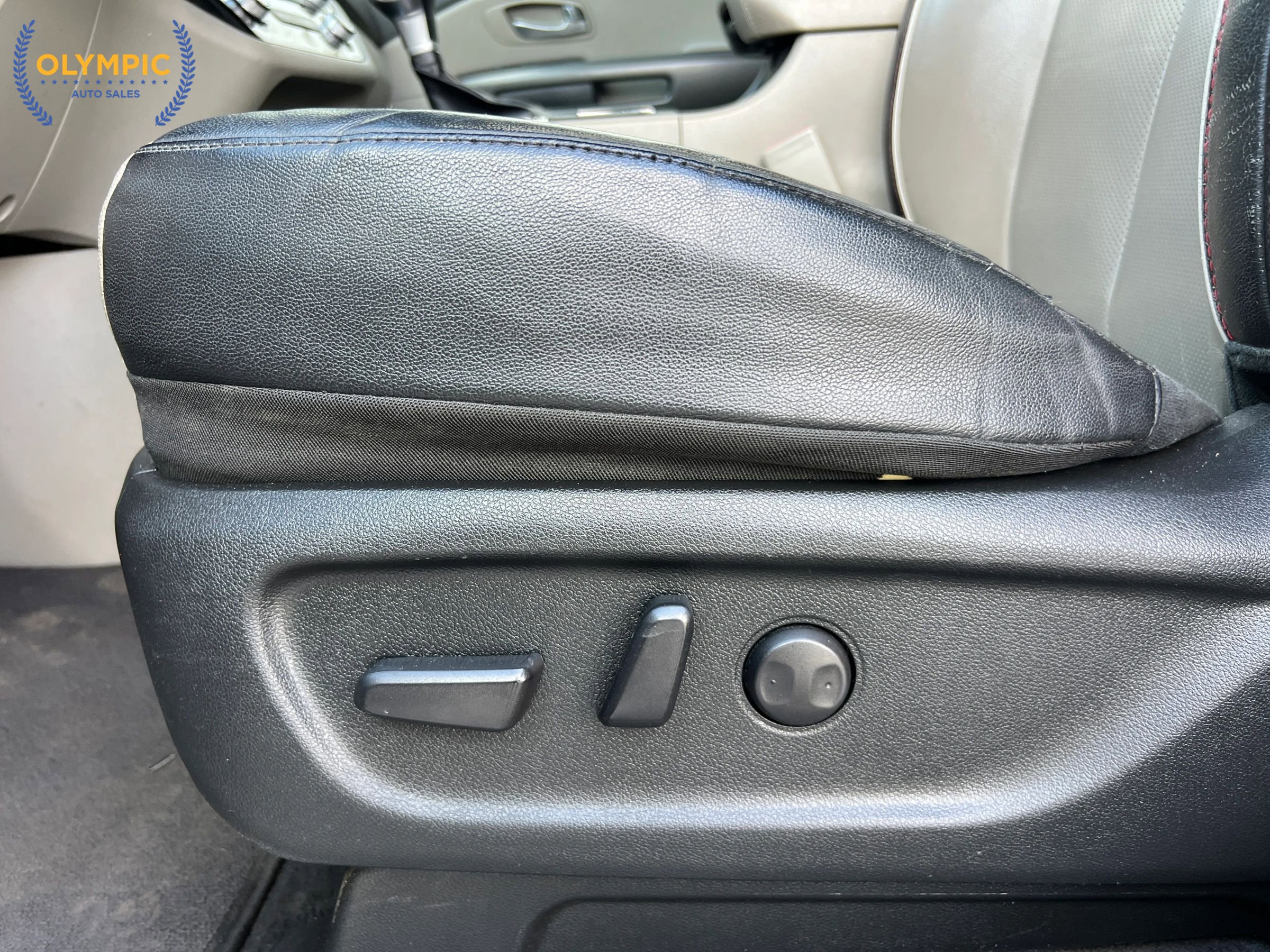 Used 2021 Kia Sedona EX image 34