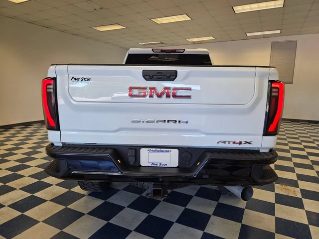 Used 2024 GMC Sierra 2500 AT4X AWD/4WD image 6
