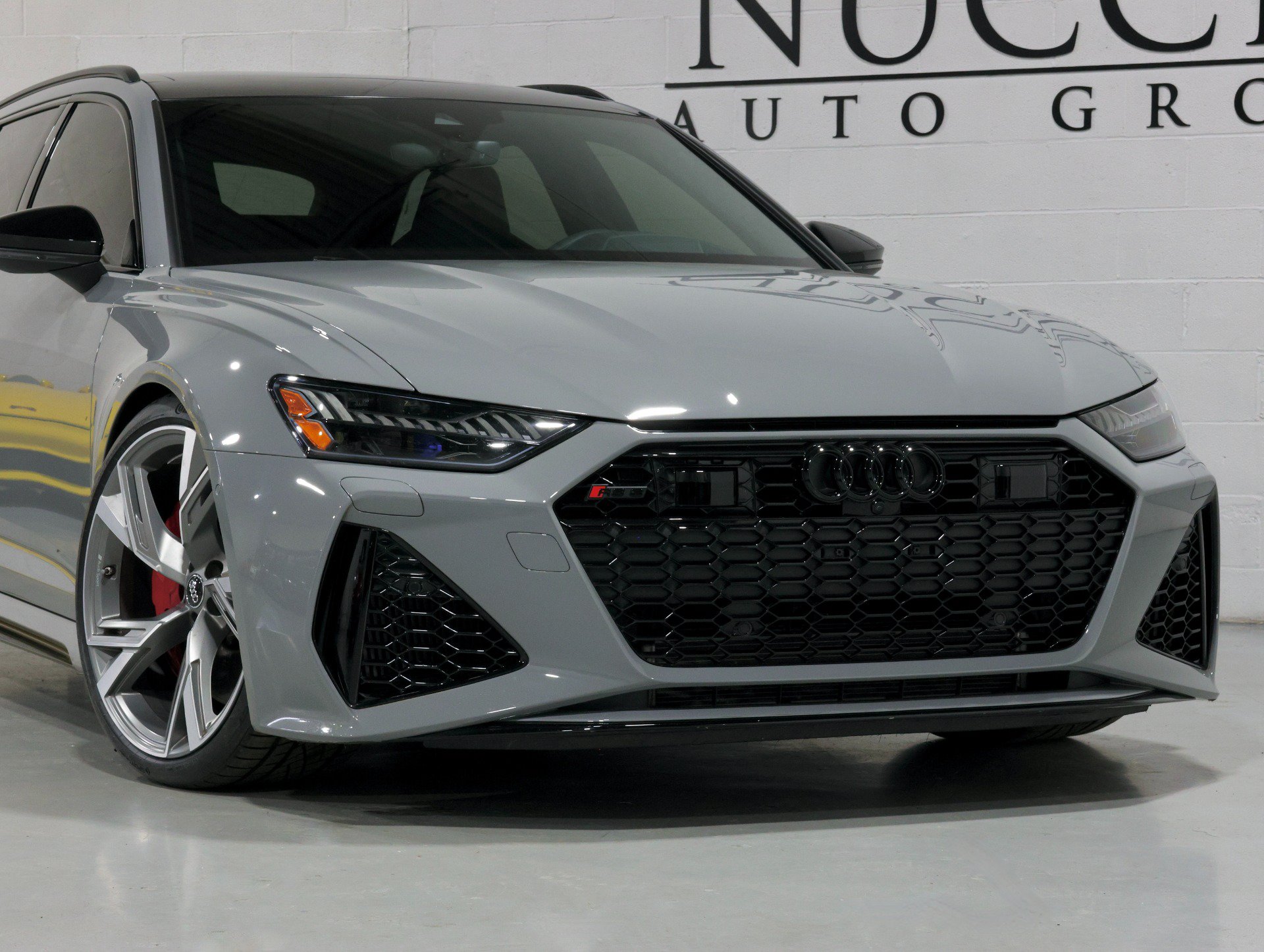 Used 2021 Audi RS 6 AWD/4WD image 33