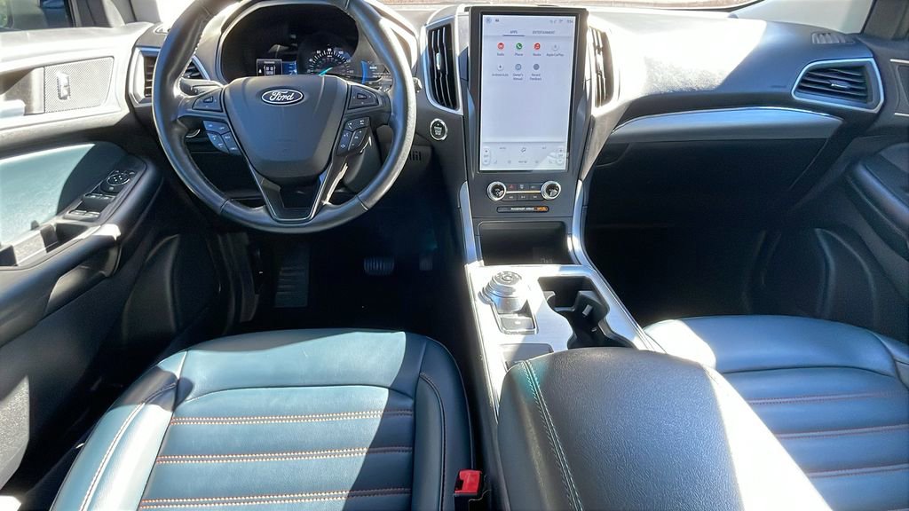 Used 2022 Ford Edge SEL w/ Sport Appearance Package image 17