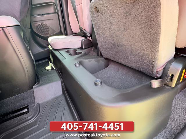 Used 2021 GMC Canyon Elevation Standard w/ Convenience Package AWD/4WD image 17