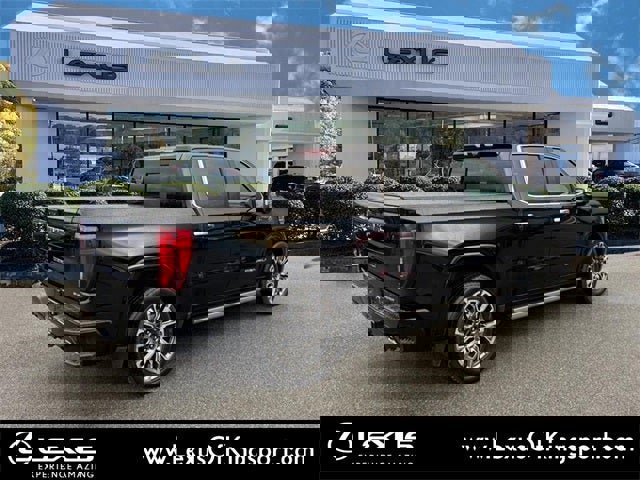 Used 2023 GMC Sierra 1500 Denali Ultimate image 5