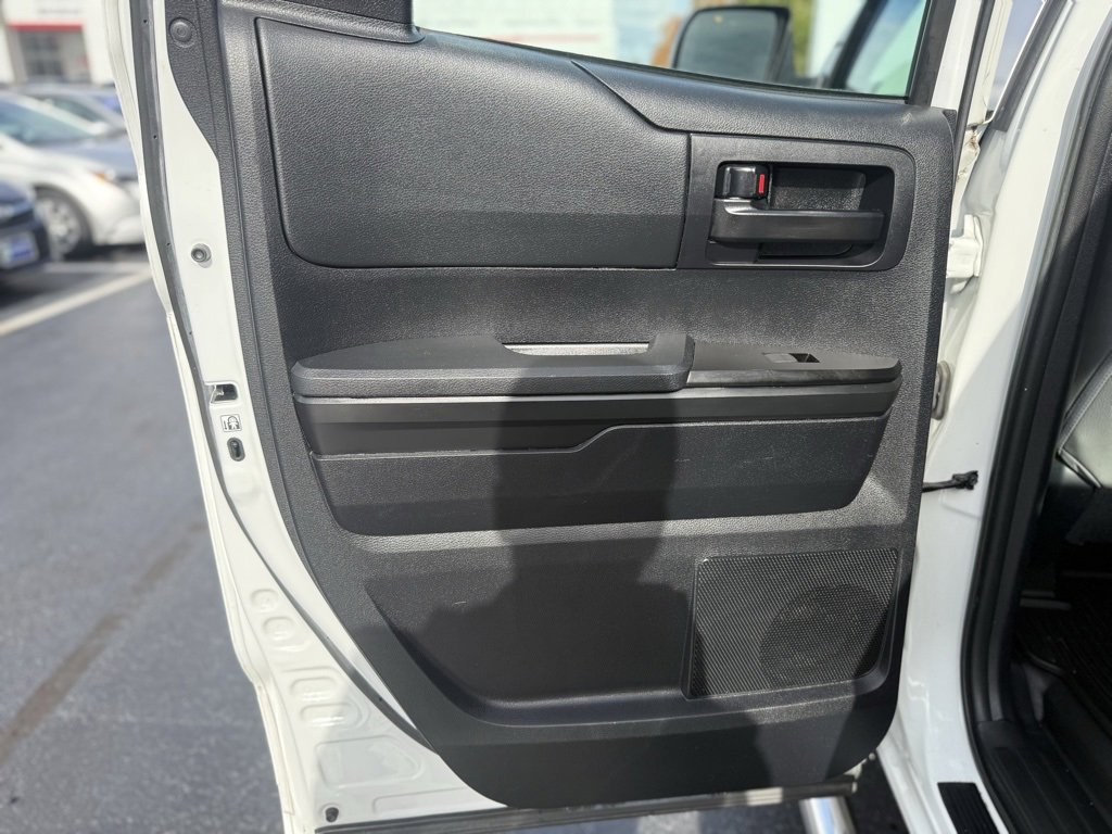 Certified 2018 Toyota Tundra SR image 15