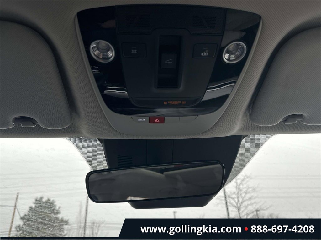 Certified 2024 Kia Sorento S w/ Panoramic Sunroof Package image 30