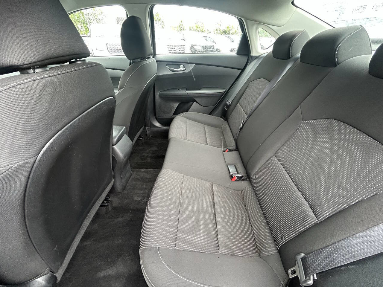 Used 2020 Kia Forte LXS FWD image 11